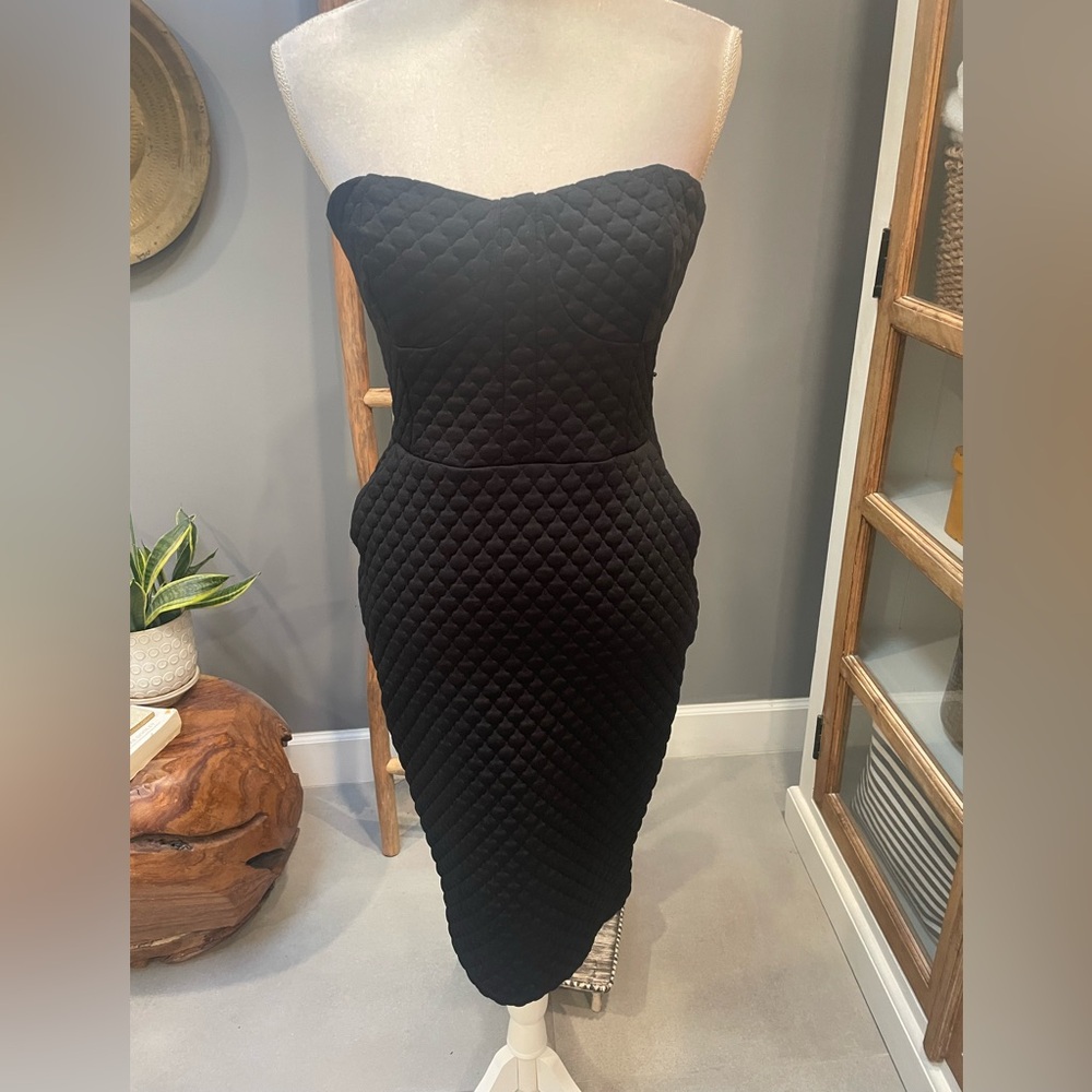 NWT Bar III Black Quilted Strapless Dress